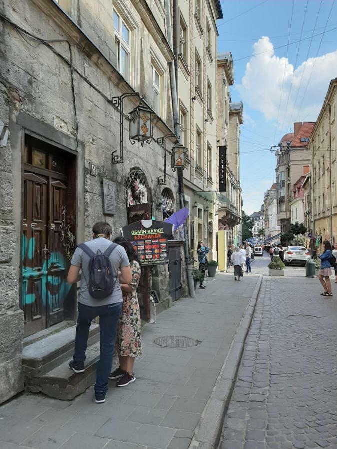 Apartment In Serbska Lviv Buitenkant foto