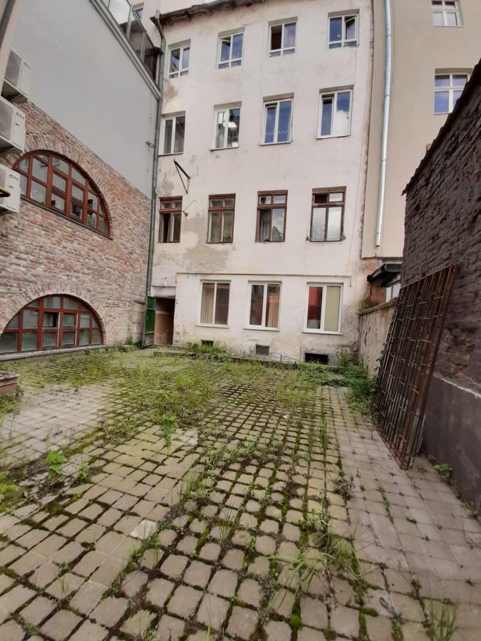 Apartment In Serbska Lviv Buitenkant foto