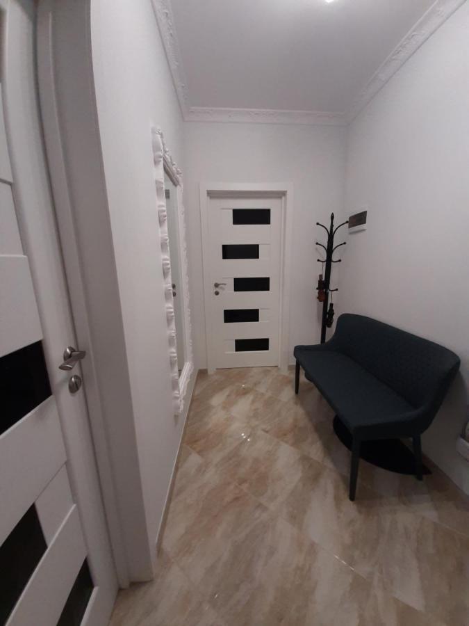 Apartment In Serbska Lviv Buitenkant foto